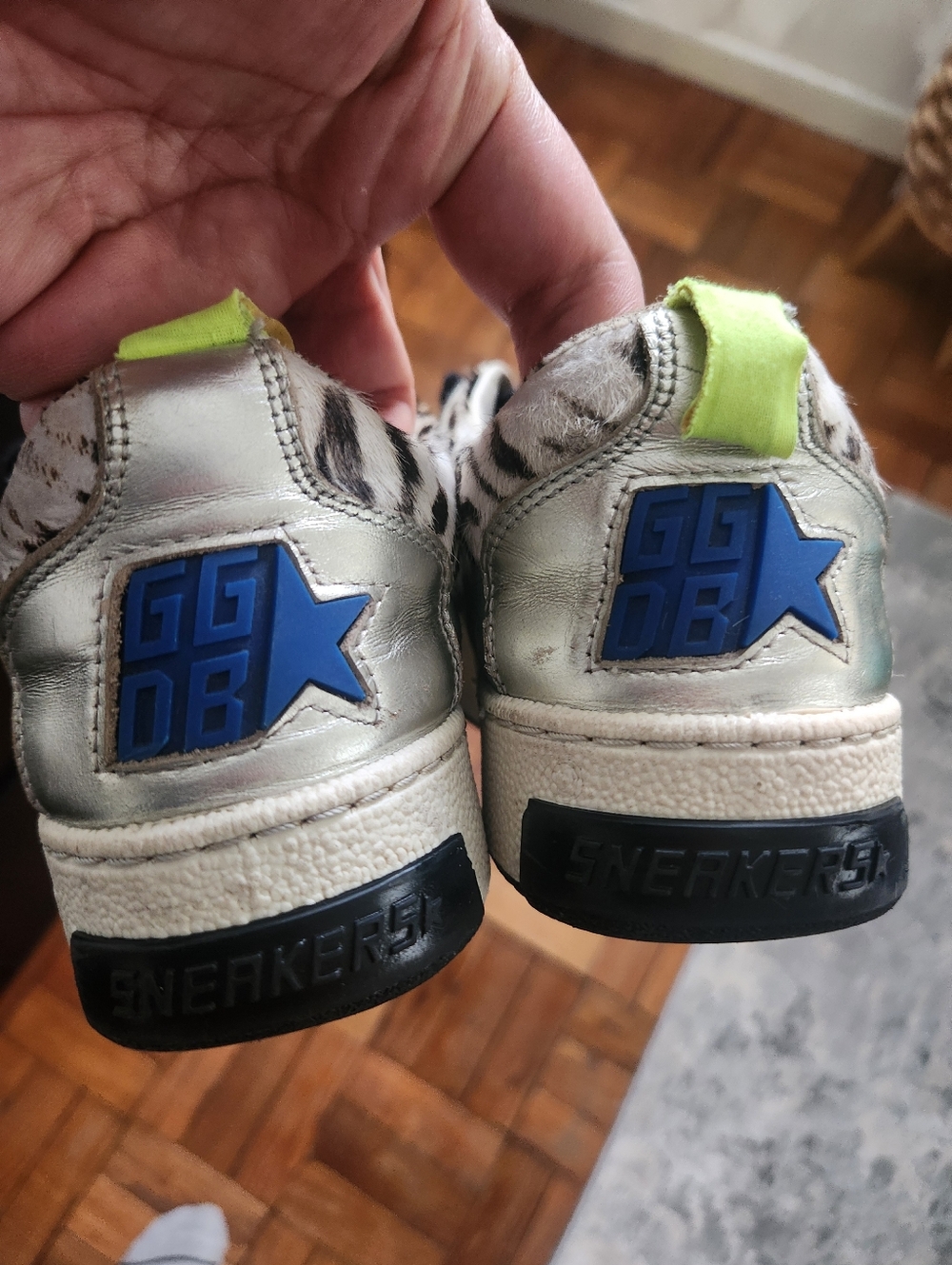 Golden Goose Yeah Size 37  White Sneakers with Hot Pink Star and Animal Print - Picture 2 of 12